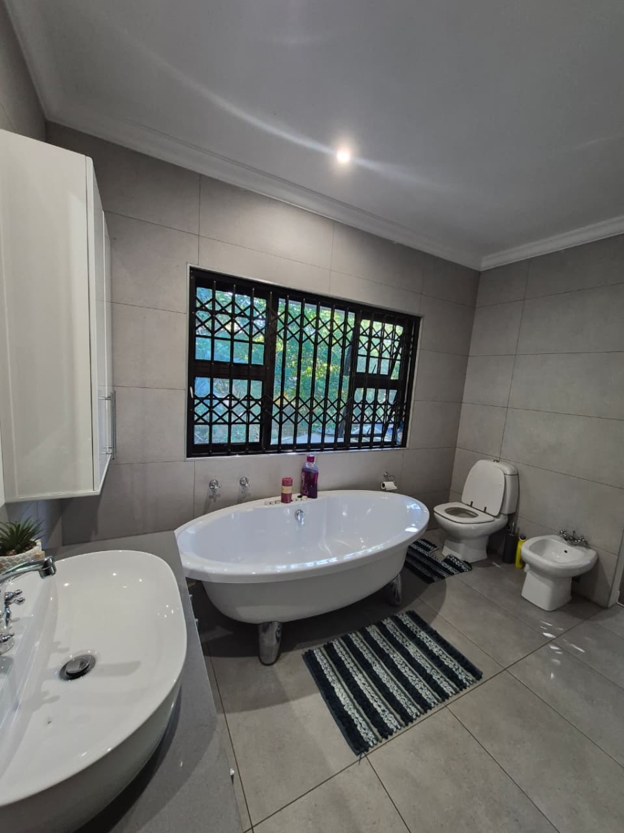 4 Bedroom Property for Sale in Vincent Eastern Cape